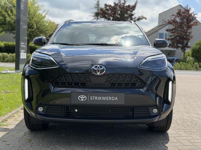 Toyota YARIS Cross 1.5 Hybrid 115 First Edition | Stoel- Stuurverwarming | Keyless | ACC | Camera | Led | Qi-lader