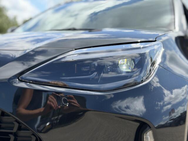 Toyota YARIS Cross 1.5 Hybrid 115 First Edition | Stoel- Stuurverwarming | Keyless | ACC | Camera | Led | Qi-lader