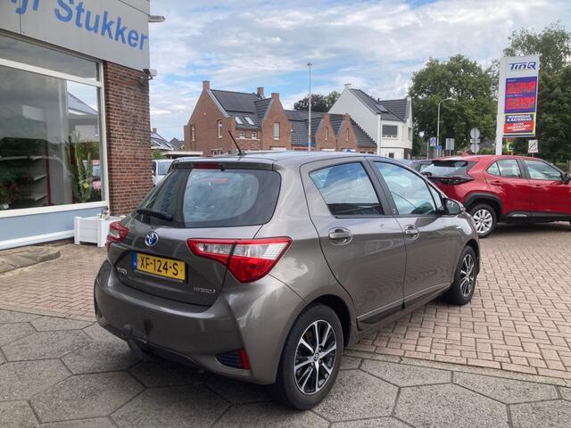 Toyota YARIS 1.5 Vvt-i Hybrid Team D Trekhaak 43118 km