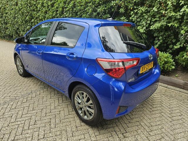 Toyota YARIS 1.5 Hybrid Dynamic Navi/Keyless