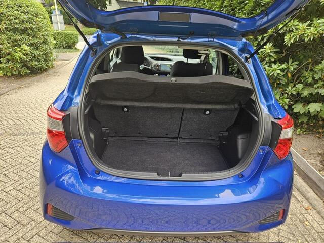 Toyota YARIS 1.5 Hybrid Dynamic Navi/Keyless