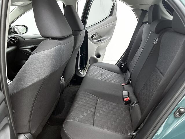 Toyota YARIS Hybrid 115 Dynamic Comfort Pack | Parkeersensoren | Stoelverwarming |