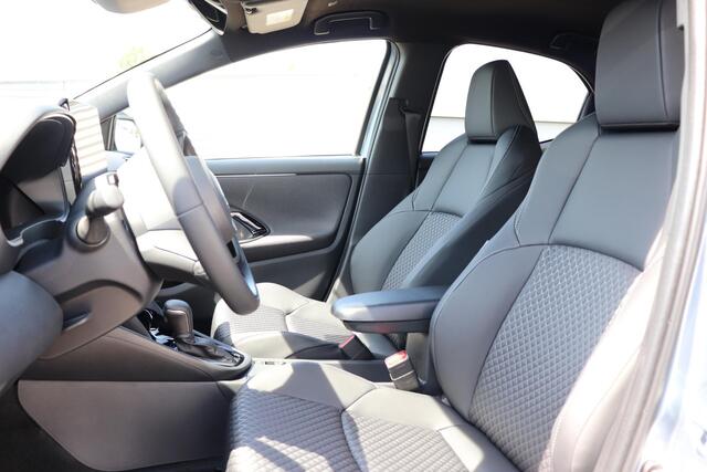 Toyota YARIS 1.5 Hybrid 130 Executive, Stuur & Stoel verarming, BSM, Leder, Camera!