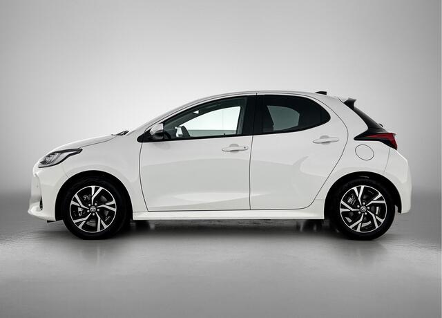 Toyota YARIS 1.5 Hybrid 115 First Edition | BTW Voertuig | Stoelverwarming | Parkeersensoren |