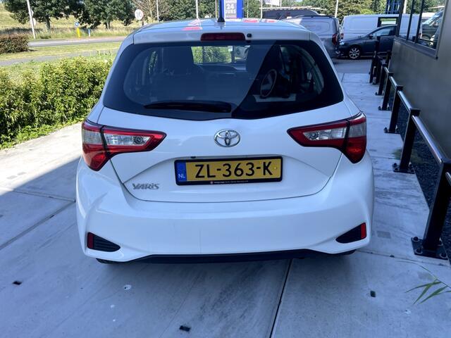 Toyota YARIS 1.0I ACTIVE