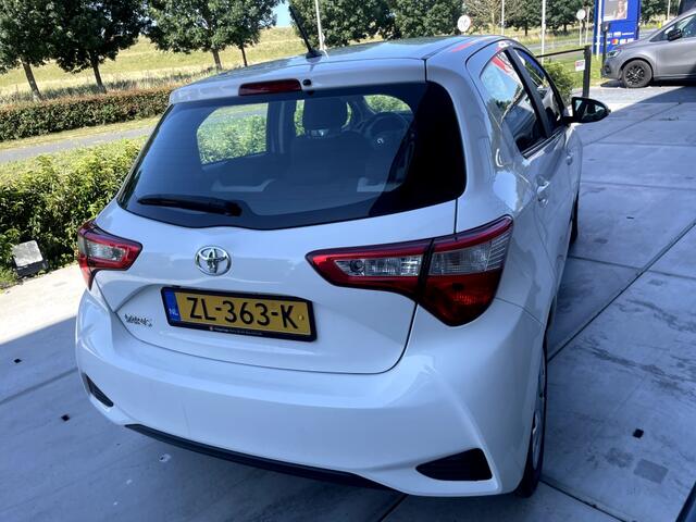 Toyota YARIS 1.0I ACTIVE
