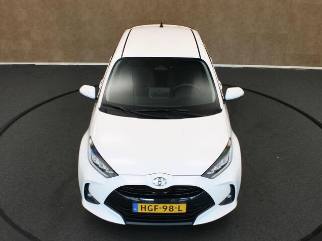 Toyota YARIS 1.5 Hybrid 115 Dynamic - ORIGINEEL NEDERLANDSE AUTO - AFKOMSTIG VAN 1E EIGENAAR - NAVIGATIE - CAMERA - MISTLAMPEN VOOR - APPLE CARPLAY/ ANDROID AUTO - DAB AUDIO - CLIMATE CONTROL - KEYLESS ENTRY/ START - 4 X ELEKTRISCHE RAMEN -