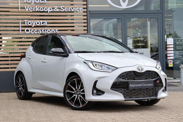 Toyota YARIS 1.5 Hybrid GR Sport, Head Up Display , Stoelverwarming , Navigatie