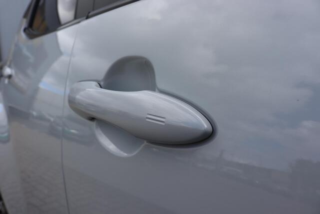 Toyota YARIS 1.5 Hybrid GR Sport, Head Up Display , Stoelverwarming , Navigatie
