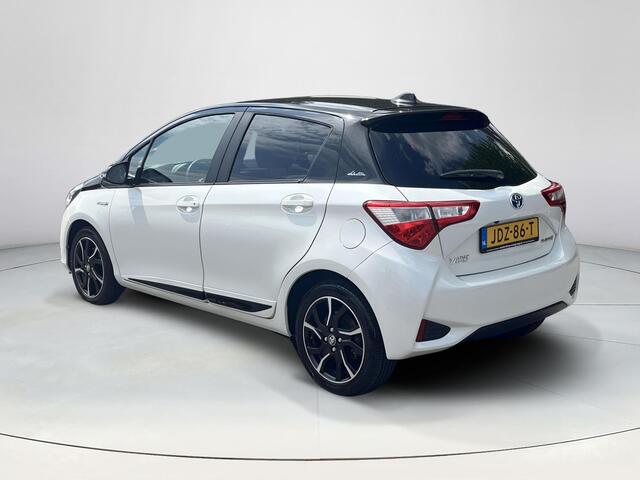 Toyota YARIS 1.5 Hybrid Bi-Tone | Navigatie | Stoelverwarming | Camera