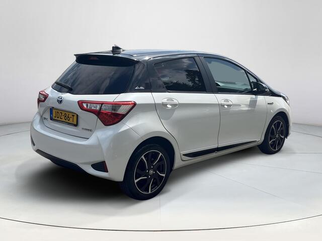 Toyota YARIS 1.5 Hybrid Bi-Tone | Navigatie | Stoelverwarming | Camera
