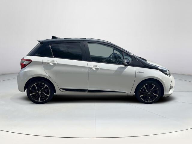 Toyota YARIS 1.5 Hybrid Bi-Tone | Navigatie | Stoelverwarming | Camera