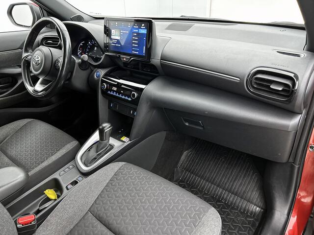 Toyota YARIS Cross 1.5 Hybrid First Edition | BTW voertuig | Stoel+stuurverwarming | Apple CarPlay/Android Auto | Climate Control | Cruise Control Adaptive | Achteruitrijcamera | Trekhaak |