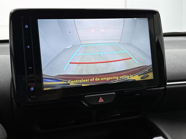 Toyota YARIS Cross 1.5 Hybrid First Edition | BTW voertuig | Stoel+stuurverwarming | Apple CarPlay/Android Auto | Climate Control | Cruise Control Adaptive | Achteruitrijcamera | Trekhaak |