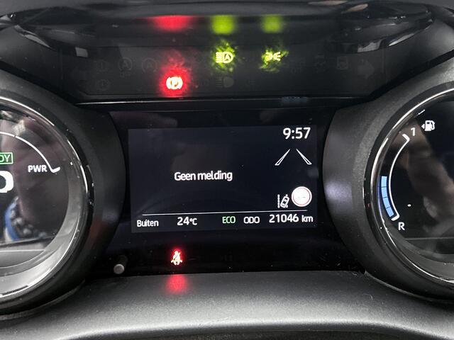 Toyota YARIS 1.5 Hybrid Executive | Stoelverwarming | Apple CarPlay/Android Auto | Climate Control | Cruise Control Adaptive | Achteruitrijcamera | JBL | HUD | Parkeersensoren voor+achter | BLIS |