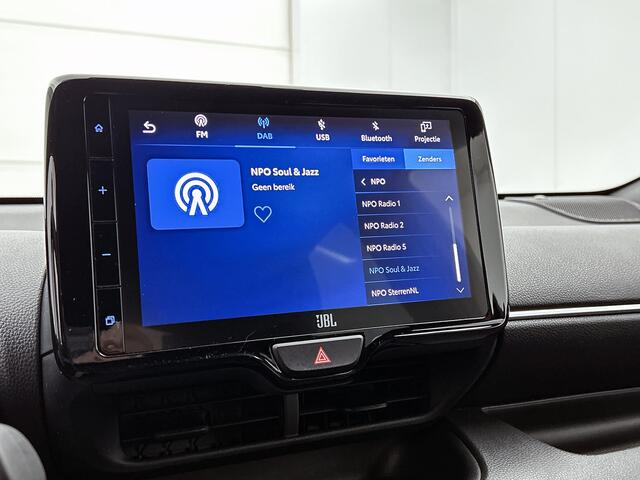 Toyota YARIS 1.5 Hybrid Executive | Stoelverwarming | Apple CarPlay/Android Auto | Climate Control | Cruise Control Adaptive | Achteruitrijcamera | JBL | HUD | Parkeersensoren voor+achter | BLIS |