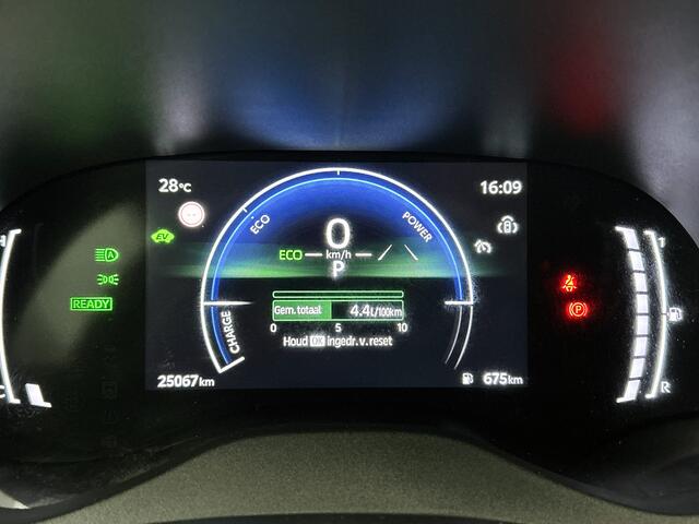 Toyota YARIS 1.5 Hybrid 115 Dynamic | BTW voertuig | Stoel+stuurverwarming | Apple CarPlay/Android Auto | Climate Control | Cruise Control Adaptive | Achteruitrijcamera | Parkeersensoren voor+achter |