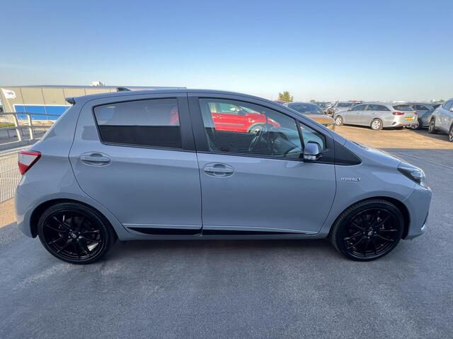 Toyota YARIS 1.5 Hybrid GR-Sport