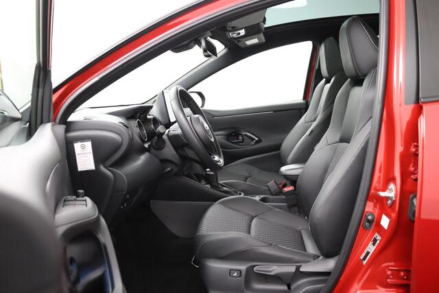 Toyota YARIS 1.5 Hybrid Executive | Premium Pakket | Bi-Tone |