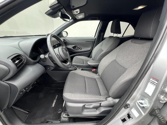 Toyota YARIS Cross 1.5 Hybrid 115 Dynamic / Dealer onderhouden / Navigatie via abbo of Apple Carplay Android / Stuur-, stoel- en voorruitverwarming / Climate control / 17 LM wielen /