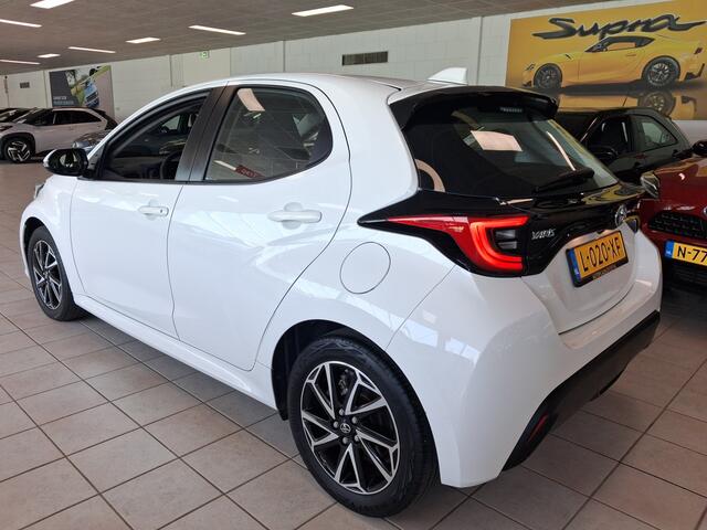 Toyota YARIS 1.5 Hybrid Dynamic