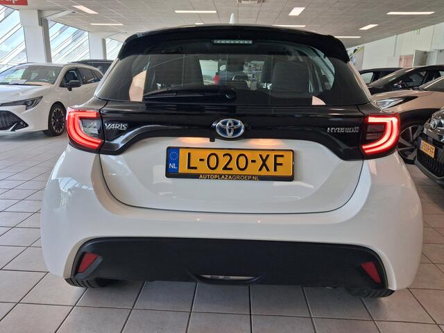 Toyota YARIS 1.5 Hybrid Dynamic