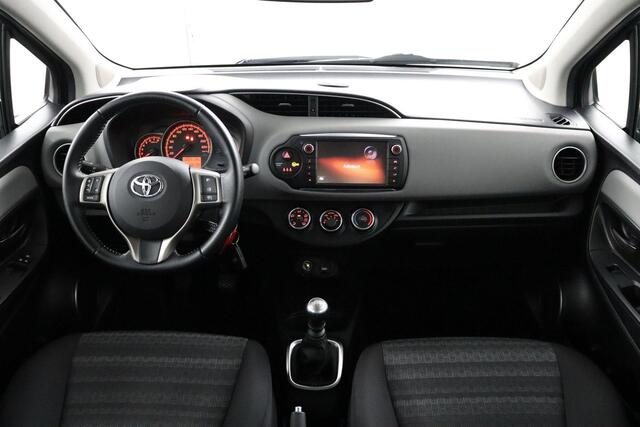 Toyota YARIS 1.3 VVT-i Aspiration | Cruise control | Airco | Bluetooth |