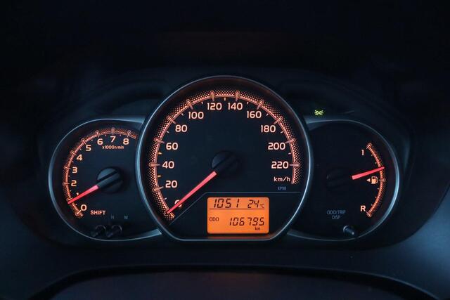 Toyota YARIS 1.3 VVT-i Aspiration | Cruise control | Airco | Bluetooth |