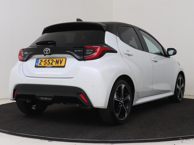 Toyota YARIS 1.5 Hybrid 130 Launch Edition | Dealer onderhouden | JBL | Head-Up Display | Dodehoek detectie | Stoel+stuurverwarming | Parkeersensoren voor+achter | Cruise Control Adaptive |