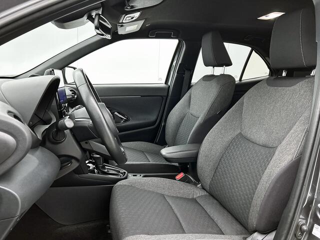 Toyota YARIS Cross Hybrid 115 First Edition Comfort Pack | Stoelverwarming | Stuurwielverwarming |