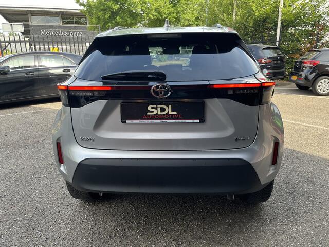 Toyota YARIS Cross 1.5 Hybrid 115 First Edition // ADAPT. CRUISE // KEYLESS // APPLE-ANDROID AUTO // CAMERA // STOELVERWARMING //