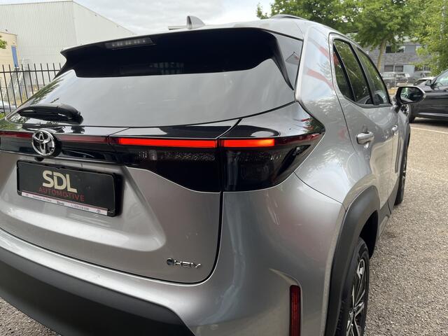 Toyota YARIS Cross 1.5 Hybrid 115 First Edition // ADAPT. CRUISE // KEYLESS // APPLE-ANDROID AUTO // CAMERA // STOELVERWARMING //