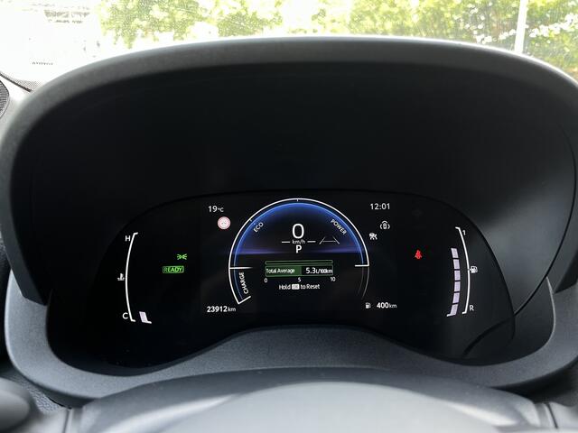 Toyota YARIS Cross 1.5 Hybrid 115 First Edition // ADAPT. CRUISE // KEYLESS // APPLE-ANDROID AUTO // CAMERA+SENSOREN // STOELVERWARMING //