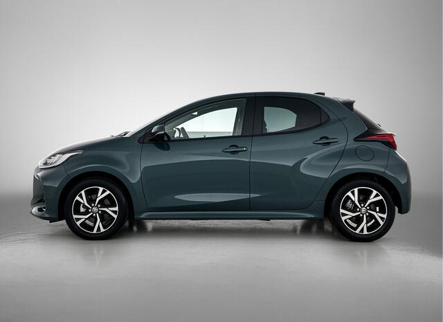 Toyota YARIS 1.5 Hybrid 115 First Edition Comfort Pack | BTW voertuig | Dodehoek detectie | Stoel+stuurverwarming | Parkeersensoren voor+achter | Apple CarPlay/Android Auto | Cruise Control Adaptive |