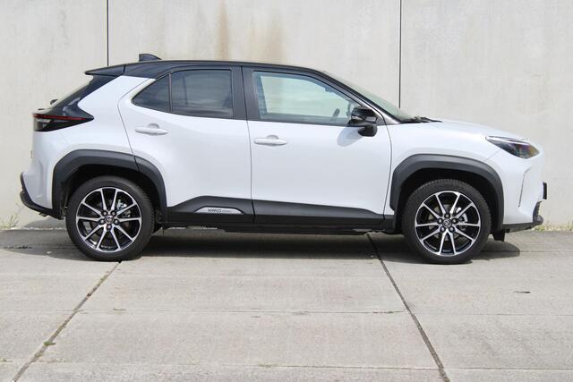 Toyota YARIS Cross 1.5 Hybrid GR Sport / JBL / ELEKTR A.KLEP / TWO TONE / APPLE /ANDROID AUTO / NAVIGATIE
