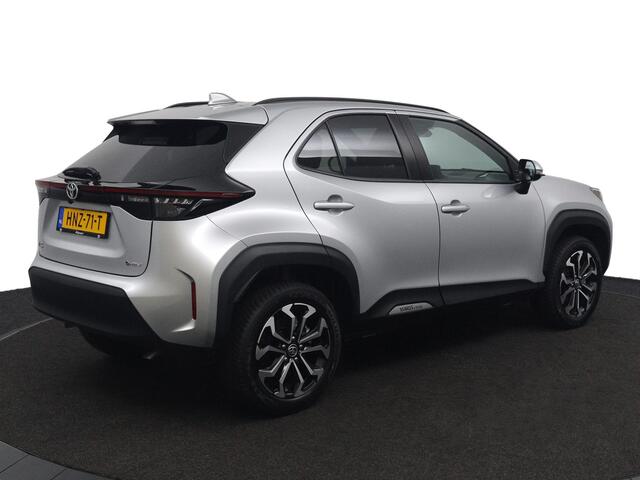 Toyota YARIS Cross 1.5 Hybrid 115 First Edition | Origineel NL | Led Verlichting | Navigatie Groot scherm | Keyless Entry |