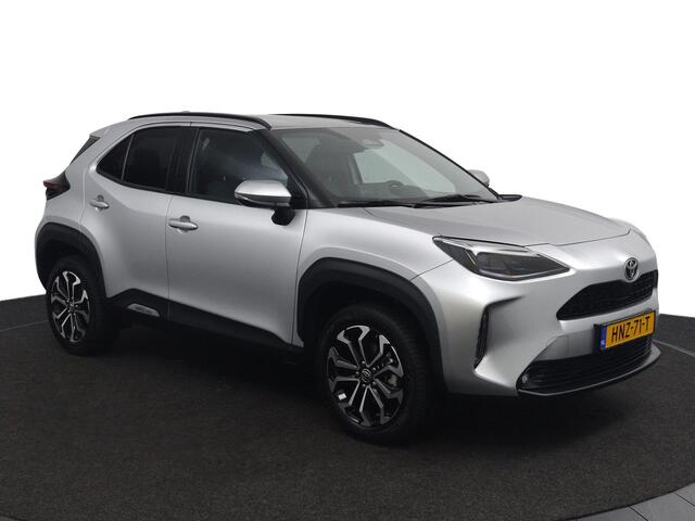 Toyota YARIS Cross 1.5 Hybrid 115 First Edition | Origineel NL | Led Verlichting | Navigatie Groot scherm | Keyless Entry |