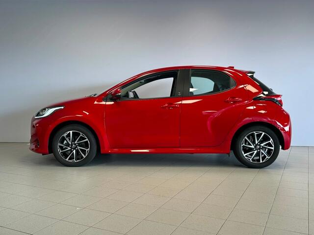 Toyota YARIS 1.5 HYB. DYNAMIC stoelverwarming, Climat, Led, Lichtmetaal