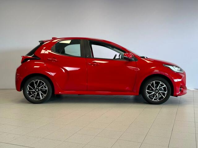 Toyota YARIS 1.5 HYB. DYNAMIC stoelverwarming, Climat, Led, Lichtmetaal