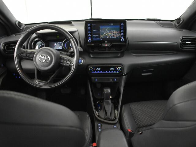 Toyota YARIS 1.5 Hybrid Executive | Panoramadak | Parkeersensoren V+A | JBL