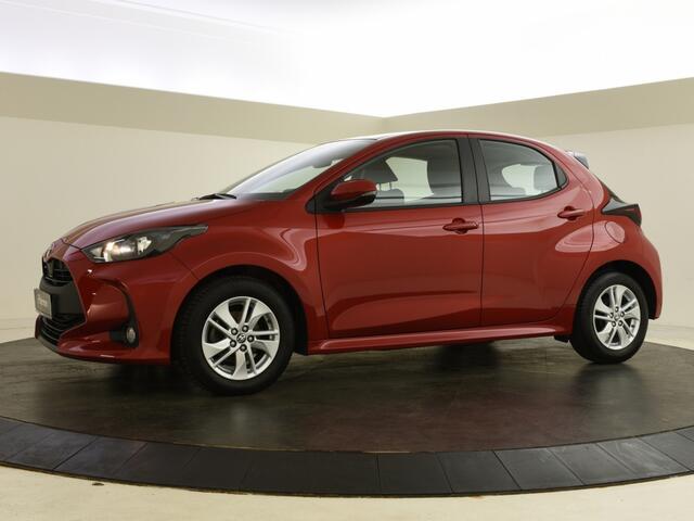Toyota YARIS 1.5 VVT-i Active | All Season | Carplay Camera