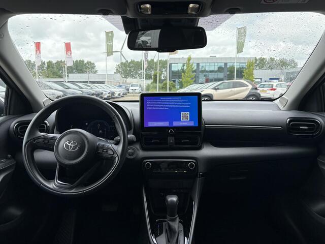 Toyota YARIS 1.5 Hybrid 115 First Edition