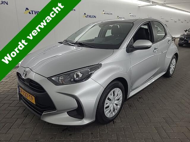 Toyota YARIS 1.5 Hybrid Active Navigatie Automaat Camera CarPlay