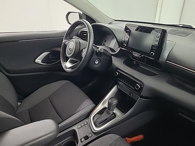 Toyota YARIS 1.5 Hybrid Active Navigatie Automaat Camera CarPlay