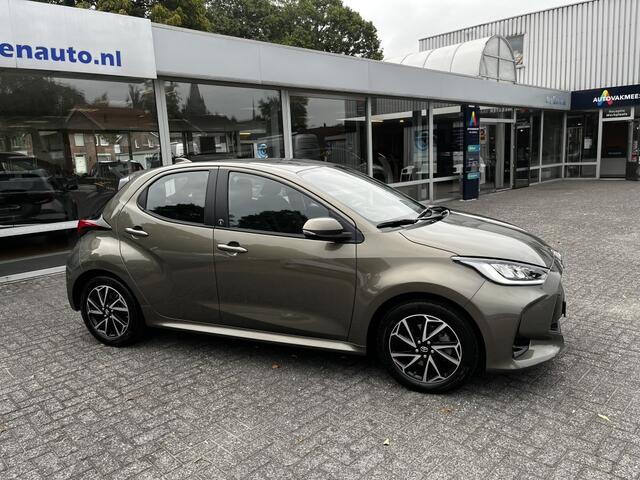 Toyota YARIS 1.5 Hybrid TeamD | Ad. Cruise | Navi | Camera | Trekhaak afn.