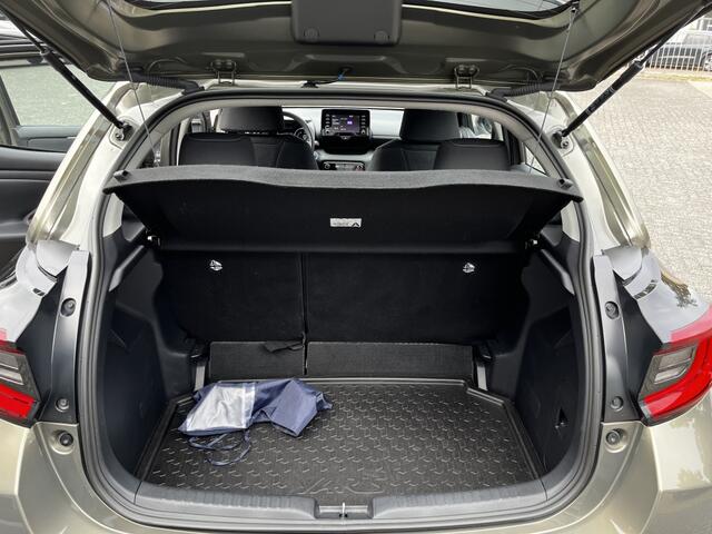 Toyota YARIS 1.5 Hybrid TeamD | Ad. Cruise | Navi | Camera | Trekhaak afn.