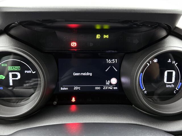 Toyota YARIS Cross 1.5 Hybrid Dynamic AWD | BTW Voertuig | Apple CarPlay/Android Auto | Navigatie | Cruise Control Adaptive | Achteruitrijcamera | Climate Control |