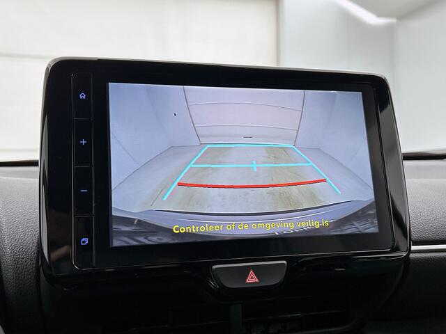 Toyota YARIS Cross 1.5 Hybrid Dynamic AWD | BTW Voertuig | Apple CarPlay/Android Auto | Navigatie | Cruise Control Adaptive | Achteruitrijcamera | Climate Control |