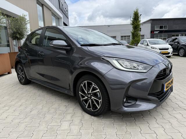 Toyota YARIS 1.5 Hyb. Dynamic | Stoelverwarm. | Allseason | Carplay |