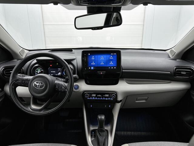 Toyota YARIS 1.5 Hybrid Executive | Dealer Onderhouden | Lichte kleur half lederen bekleding | Dodehoek detectie | Head-Up Display | Stoel+stuurverwarming | Parkeersensoren voor+achter | Navigatie | Cruise Control Adaptive |